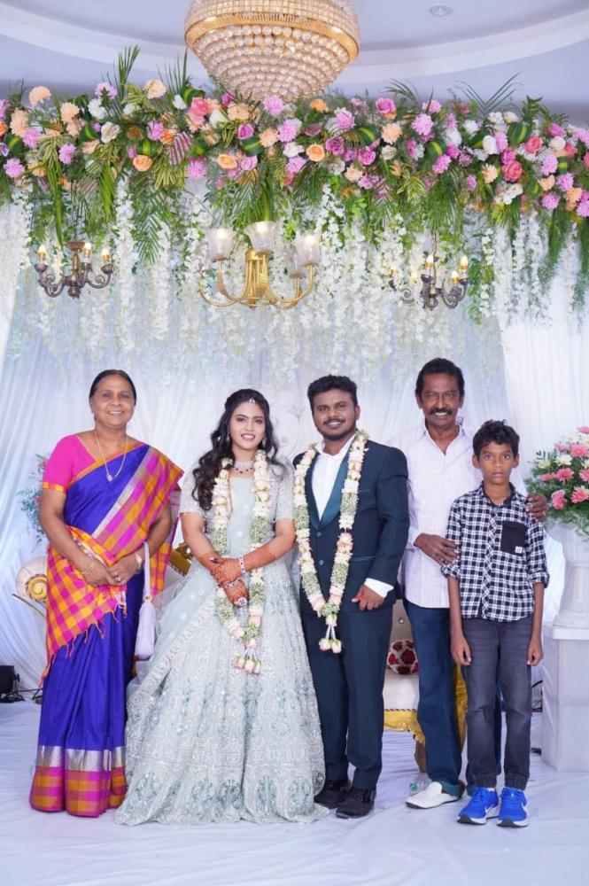 siren-movie-director-anthony-bhagyaraj-wedding-engagement-photos